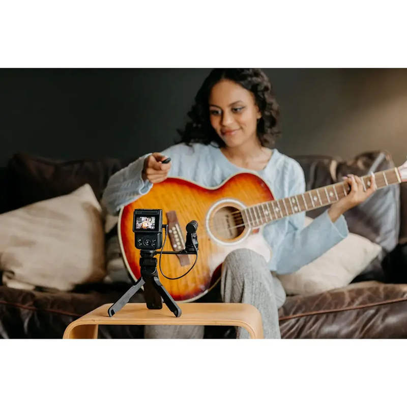 CANON POWERSHOT V10 VIDEO CAMERA + VLOGGING KIT