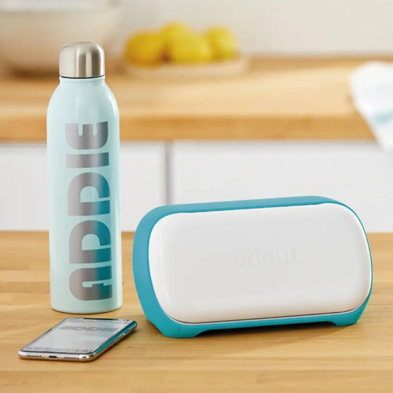 Cricut Joy Gift Bundle with Smart Materials, Easy to Use Die Cut Machine for Personalized Cards, Stickers, Labels, and More