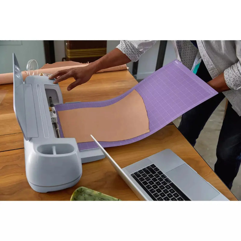 Cricut Maker 3 + Hat Press Bundle Digiland Outlet Store