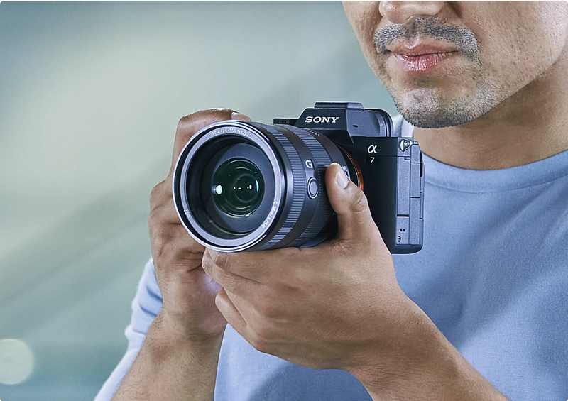SONY ALPHA 7 IV CAMERA WITH 28-70MM LENS - ILCE7M4KB.CEC Sony