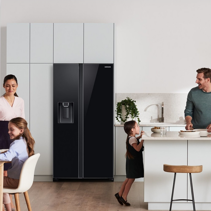 Samsung RS65R54112C/EE Refrigerator with freezer cm. 92 h. 178 - 617 lt. - black glass Digiland Outlet Store